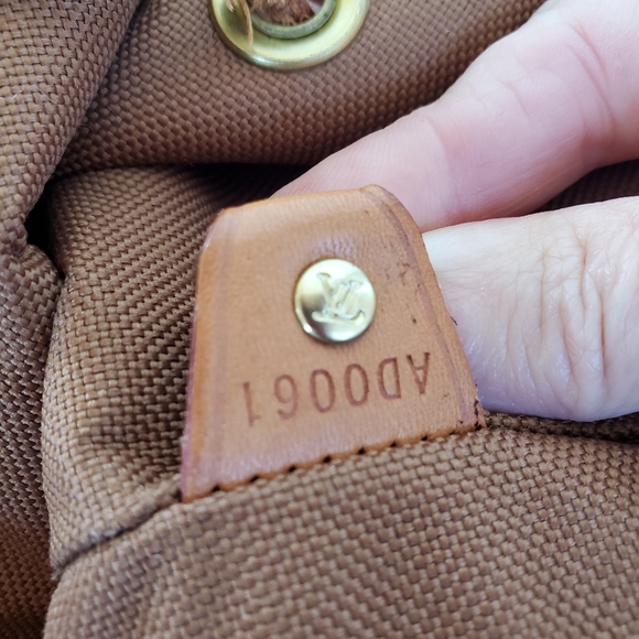 Louis Vuitton Montsouris Brown Monogram Canvas Backpack - Picture 8 of 12